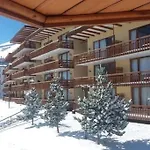 Refugio Centro De Ski La Parva